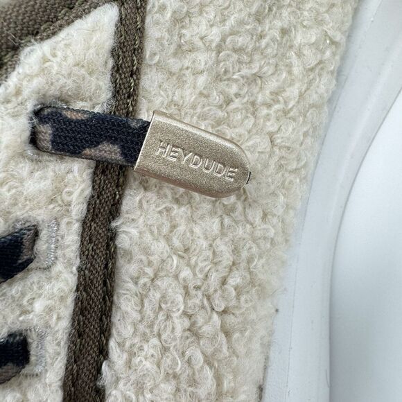 Hey Dude Karina Sherpa Slip On Shoes 8 Beige Marshmallow Leopard Lightweight - Picture 12 of 14